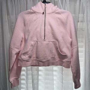 Strawberry Milkshake XS/S Lululemon Cropped Scuba